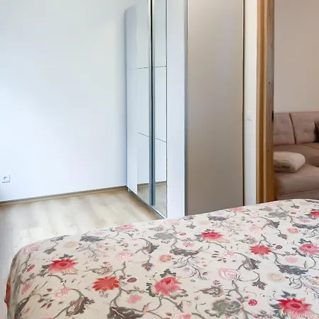 Апартаменты Parkside *