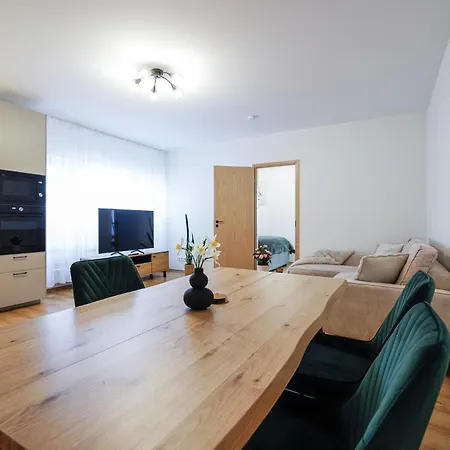 Parkside Apartamento Kuressaare