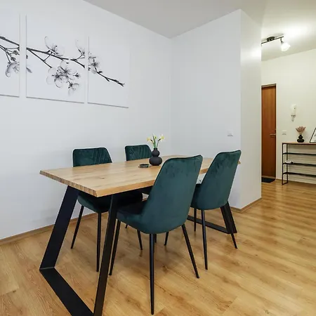 Parkside Apartamento Kuressaare